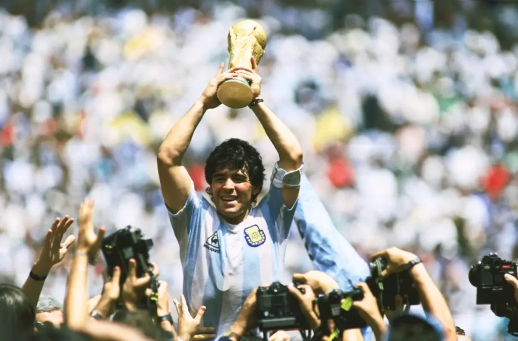 Argentina (13 Lần)