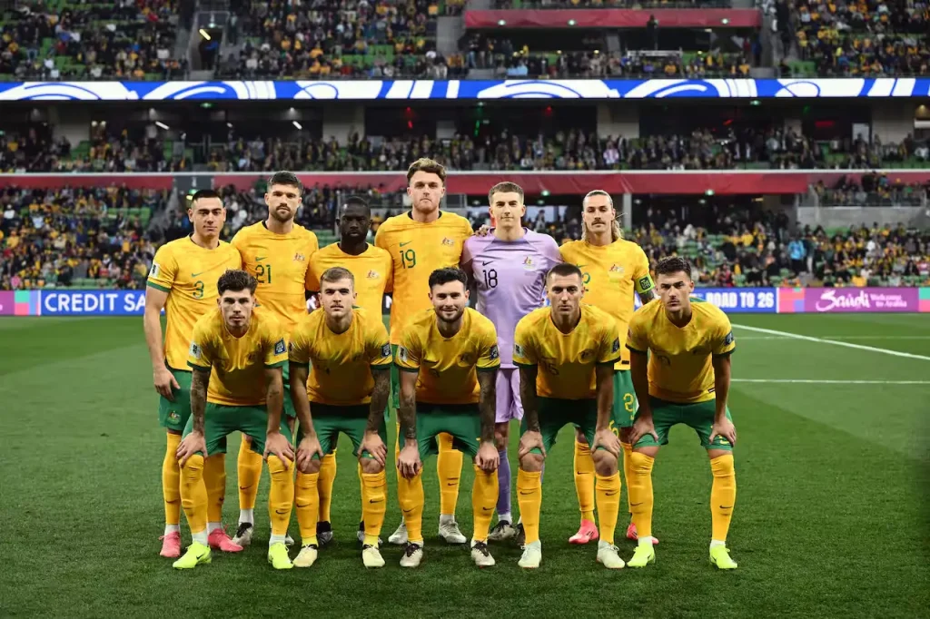 Lối đá kỷ luật, khoa học giúp Australia thành đối thủ khó chịu tại bảng D. Ảnh: FIFA