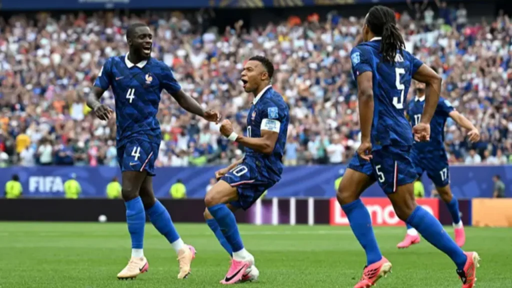 Diễn Biến Trận Đấu Pháp 3-0 Iraq 